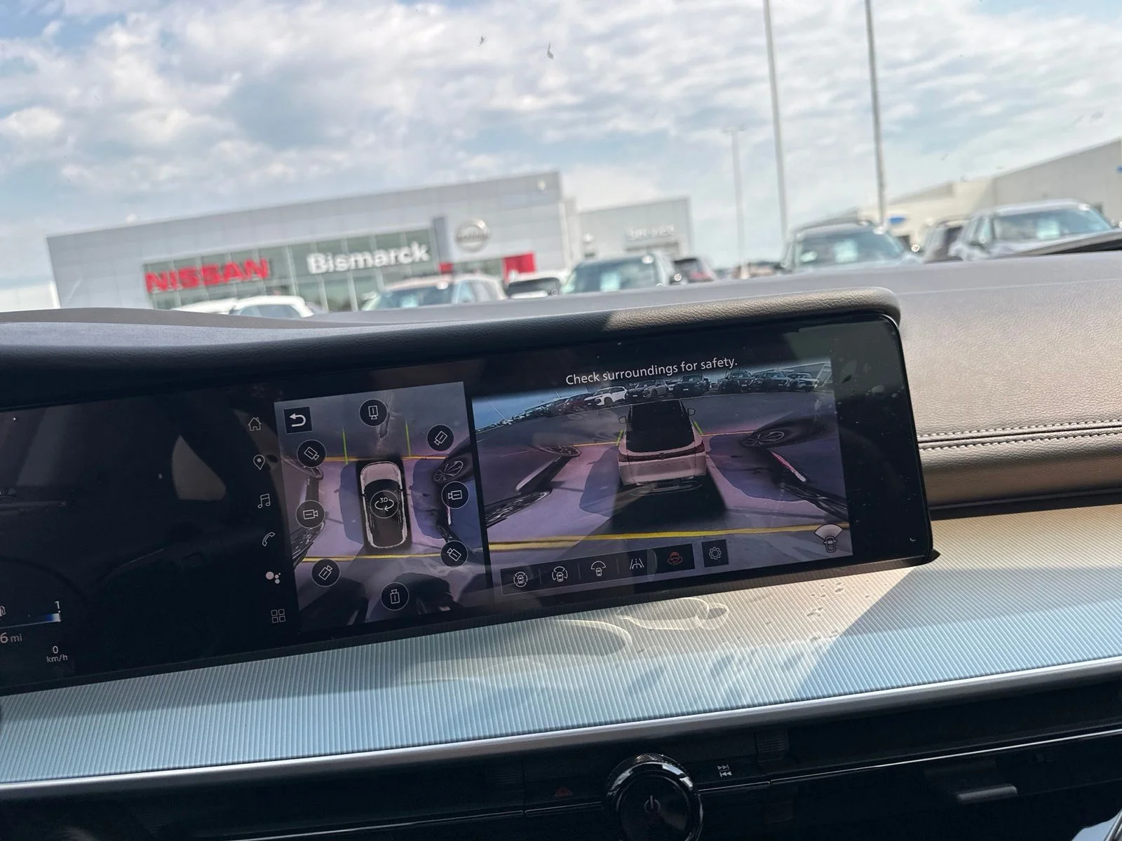 New 2026 Scarlet Ember Tintcoat Nissan Platinum image 64