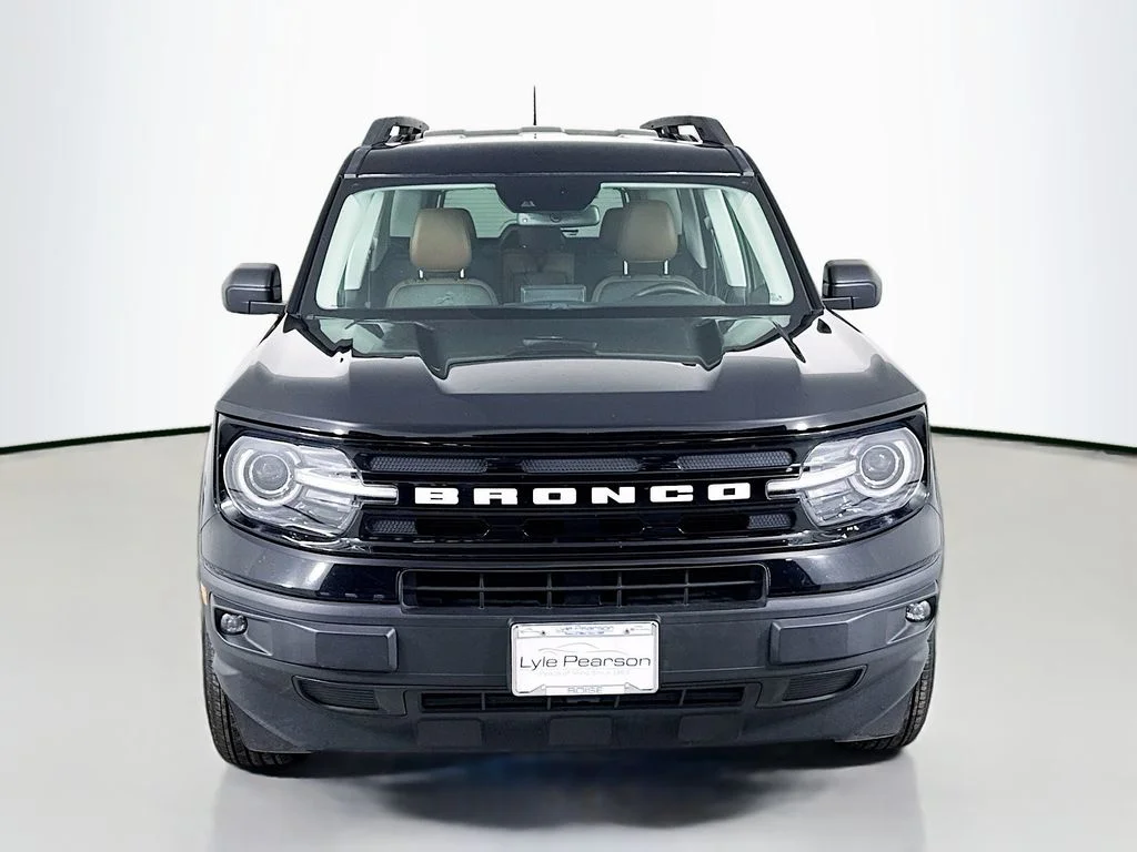 Used 2022 Black Ford Outer Banks image 6