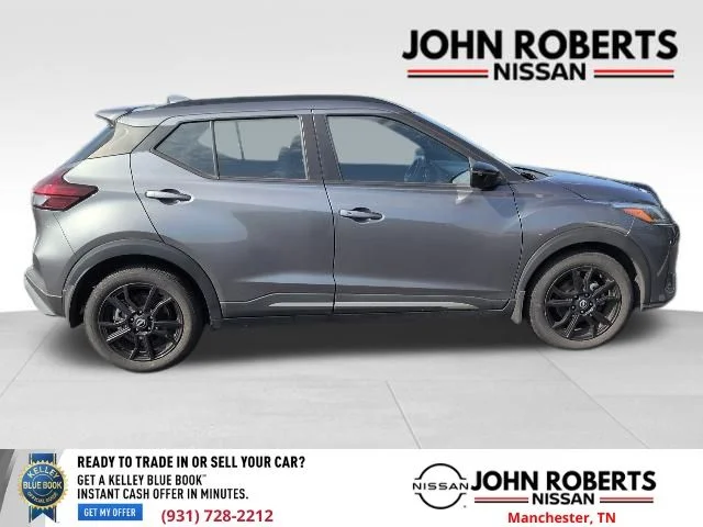 Used 2023 Gray Nissan SR image 9