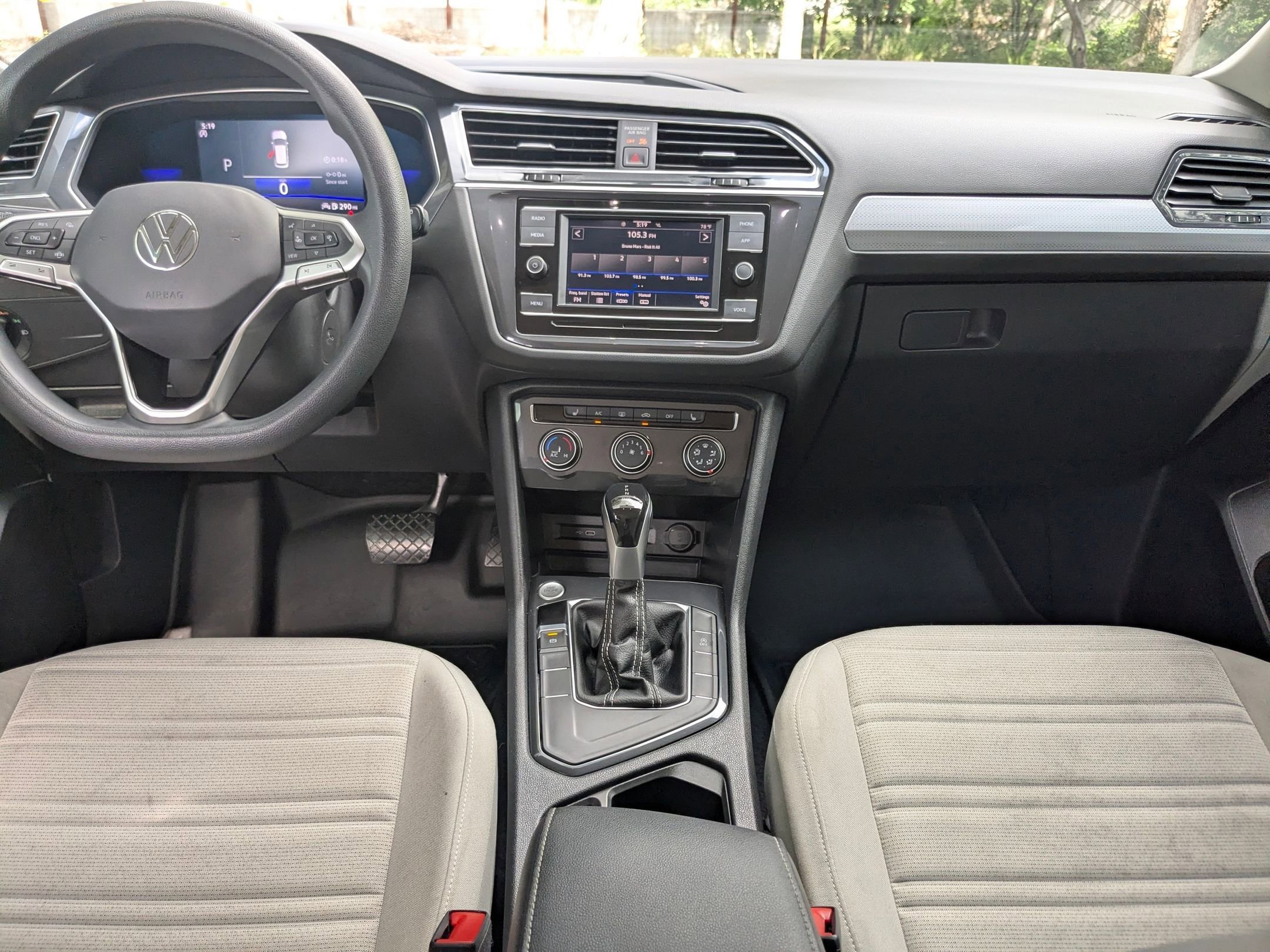 Certified Used 2022 White Volkswagen S image 20