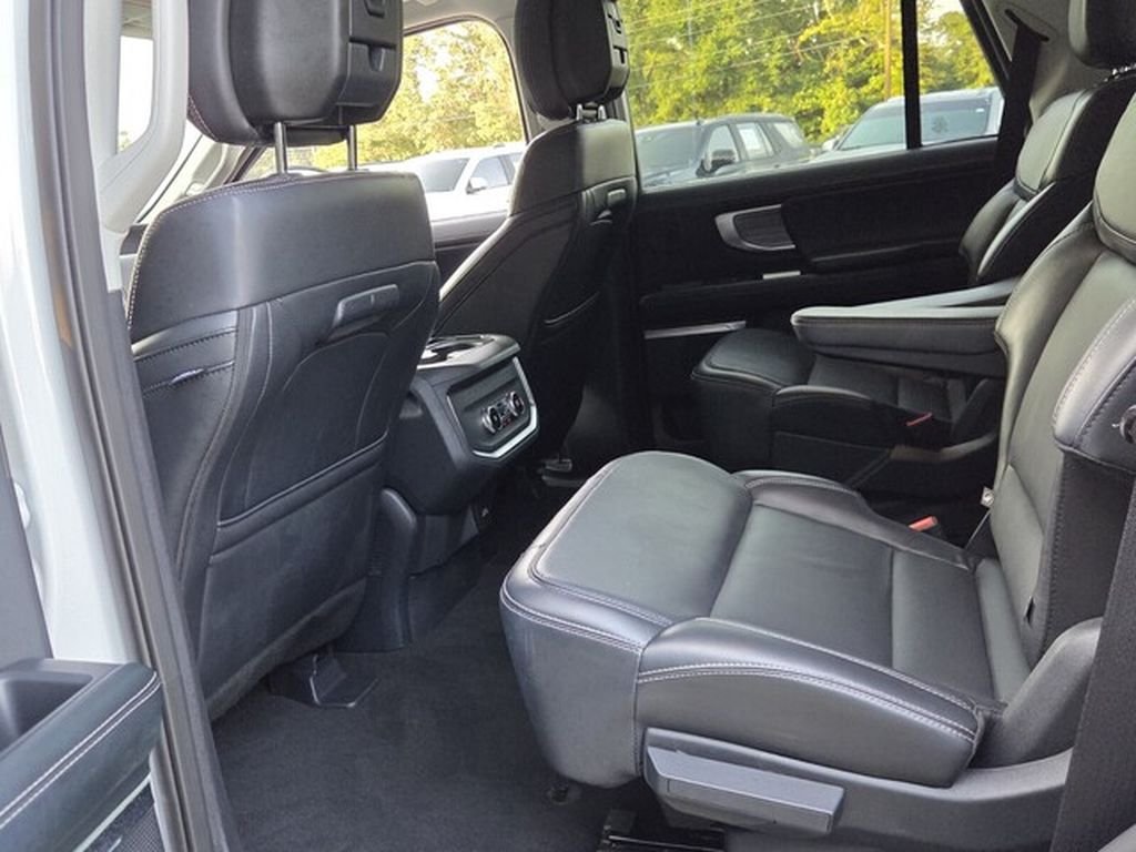 Used 2026 Oxford White Ford Platinum image 9