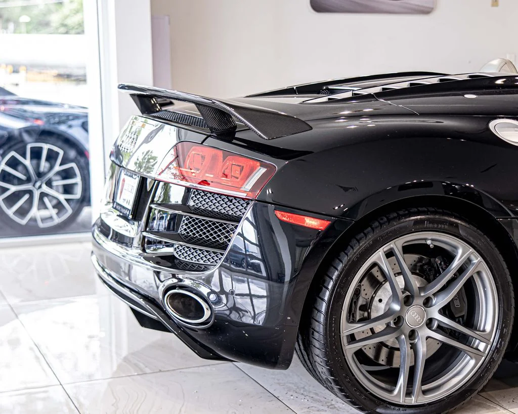 Used 2012 Blue Audi 5.2 image 13