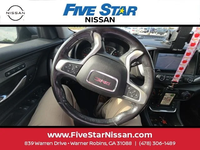 Used 2018 Gray GMC SLT image 18