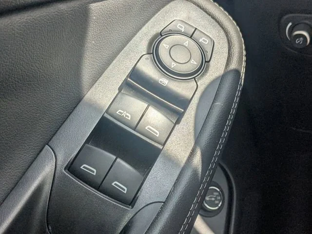 Used 2022 Satin Steel Metallic Buick Select image 22
