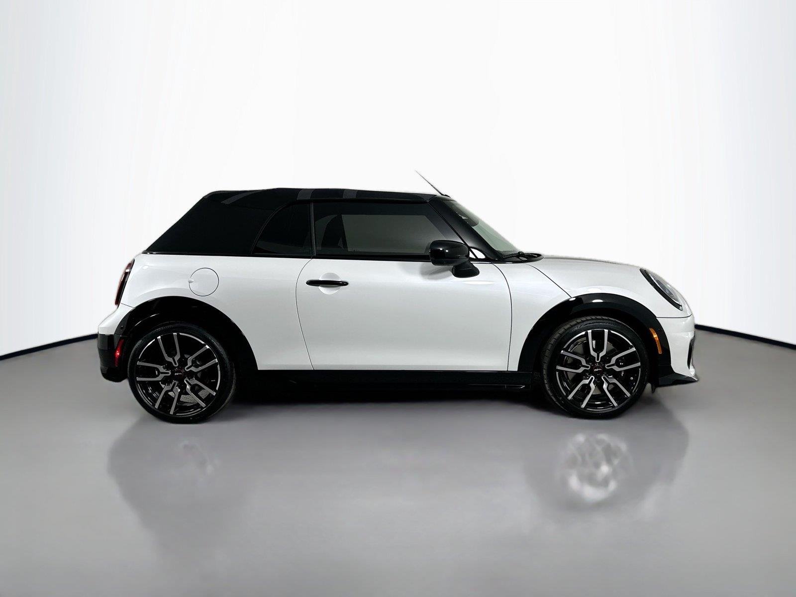 2026 MINI Convertible S - Photo 4