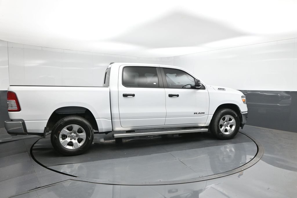 Used 2024 White Ram Big Horn/Lone Star image 11