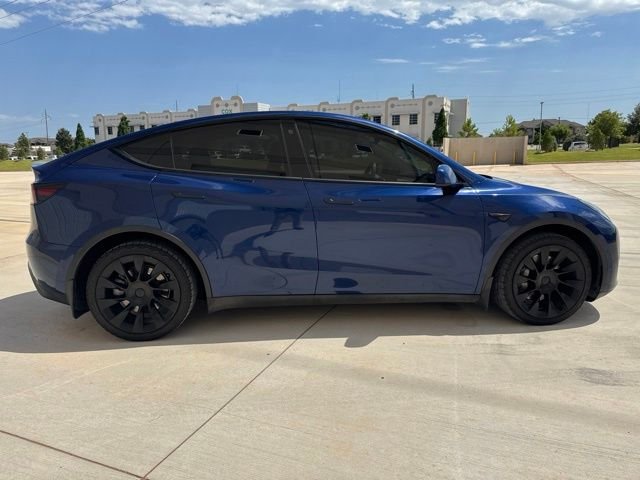 Used 2022 Black Tesla Long Range image 4