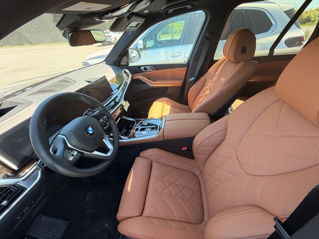 New 2026 Skyscraper Grey Metallic BMW xDrive40i image 5