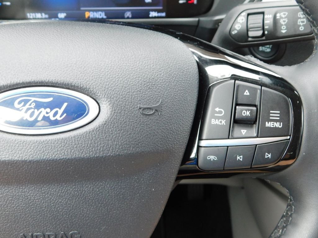 Used 2023 Gray Ford Active image 30