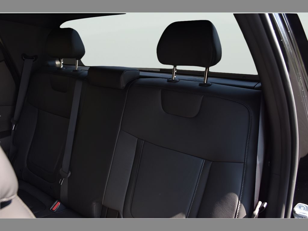 New 2026 Phantom Black Hyundai SEL FWD image 57