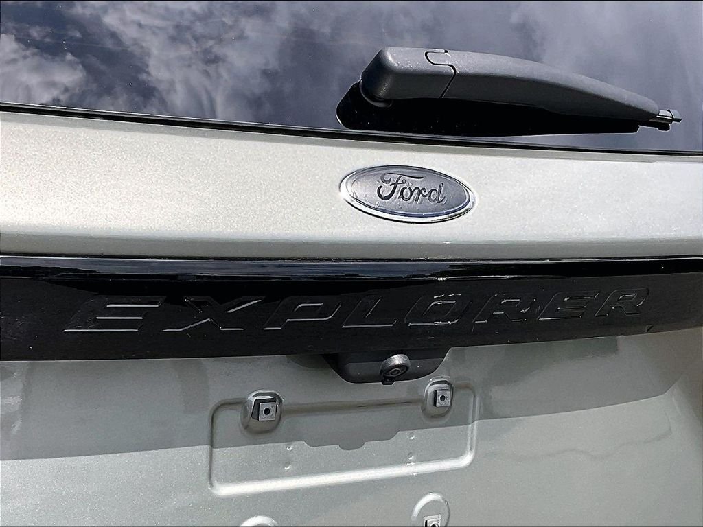 Used 2020 Green Ford ST image 30
