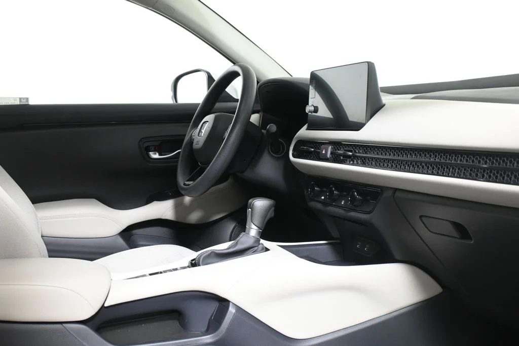 Used 2026 White Honda LX image 28