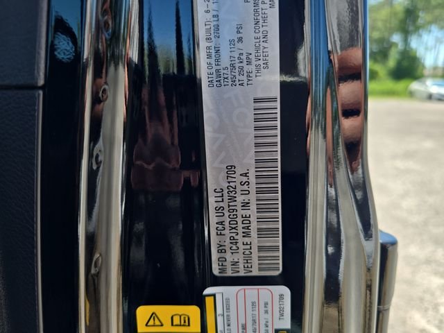 New 2026 Black Clear-Coat Exterior Paint Jeep Sport S image 29