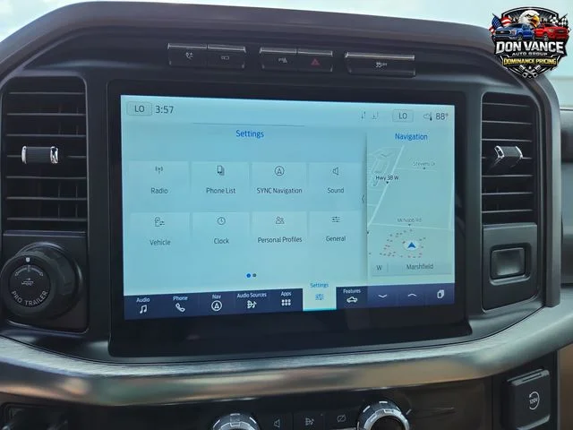 Used 2023 White Ford Lariat image 19