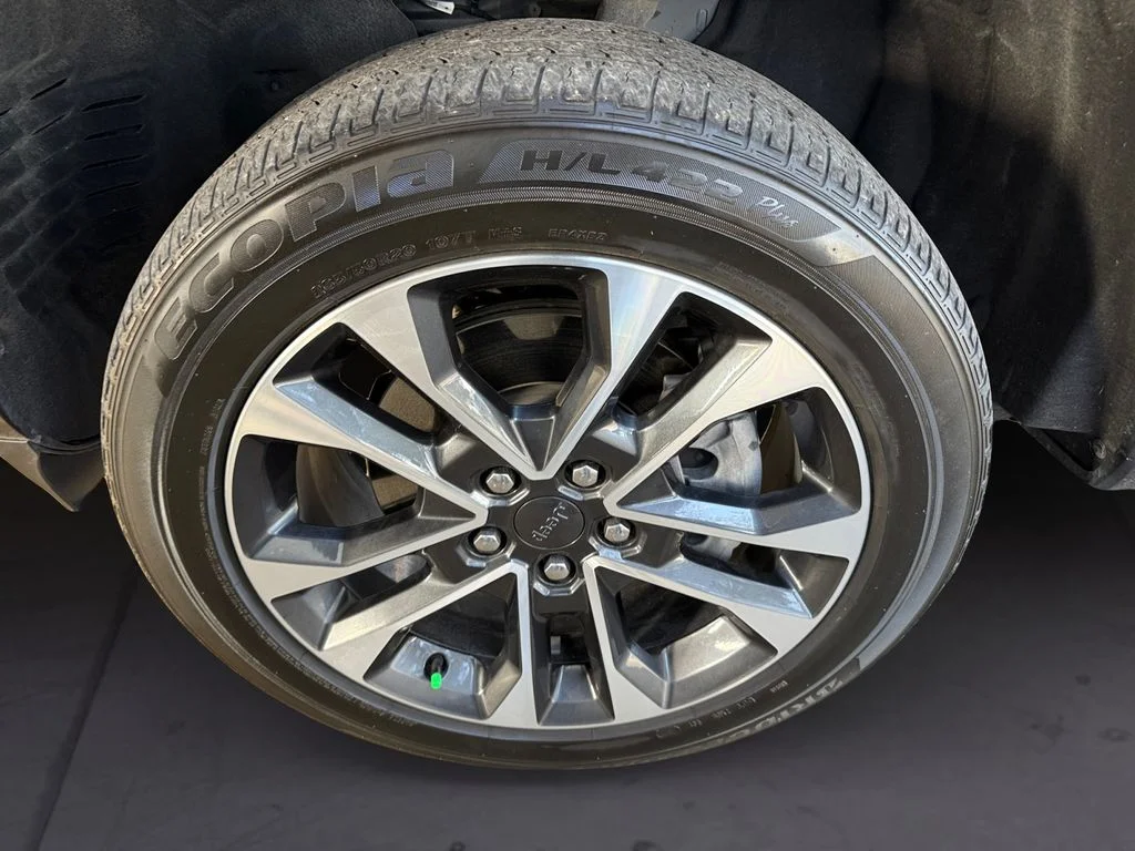 2023 Jeep Grand Cherokee L Overland - Photo 9