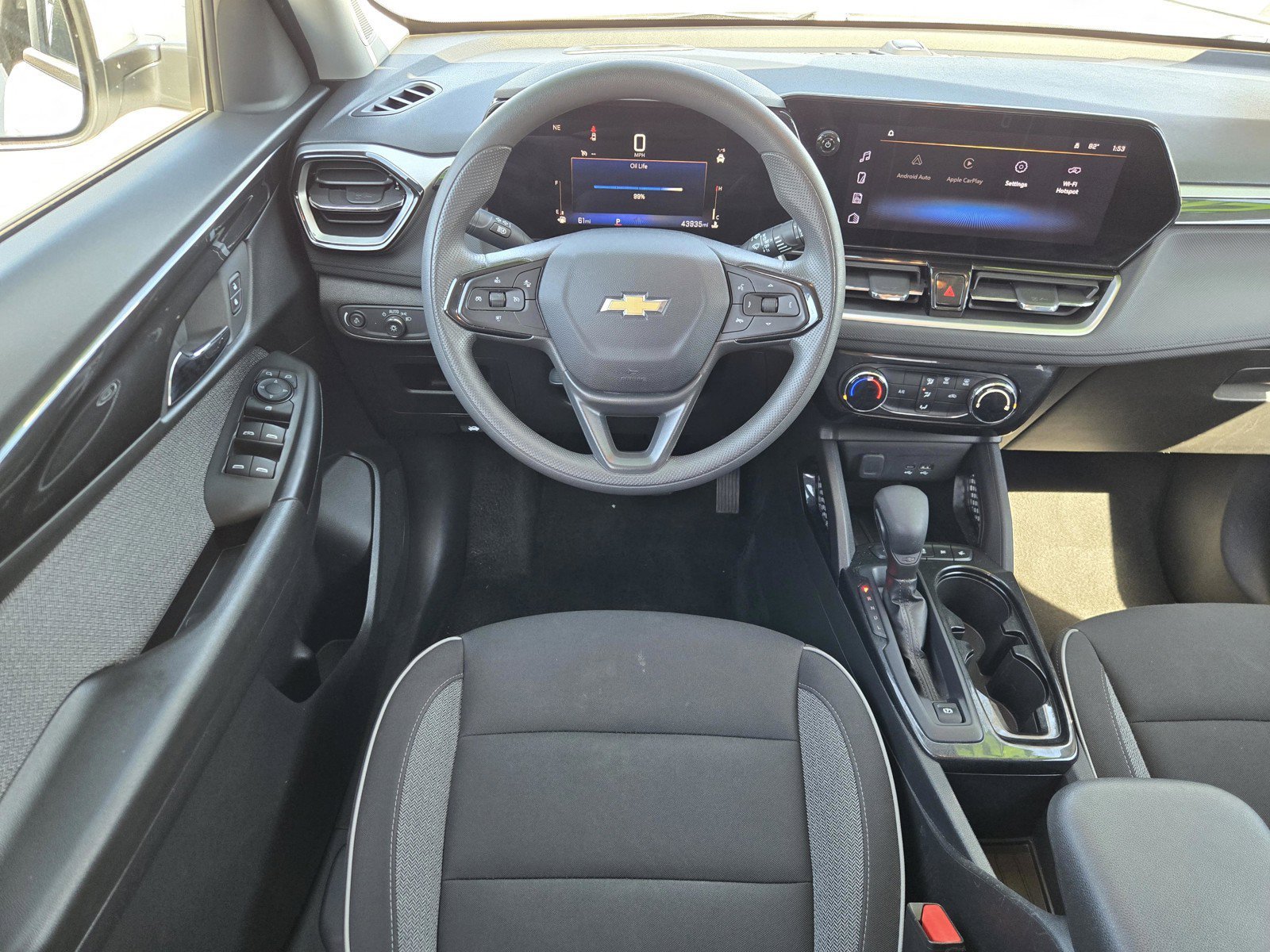 Used 2025 Summit White Chevrolet LT image 12