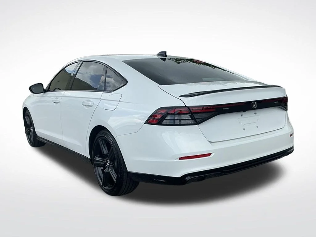 Used 2025  Honda Sport-L image 7