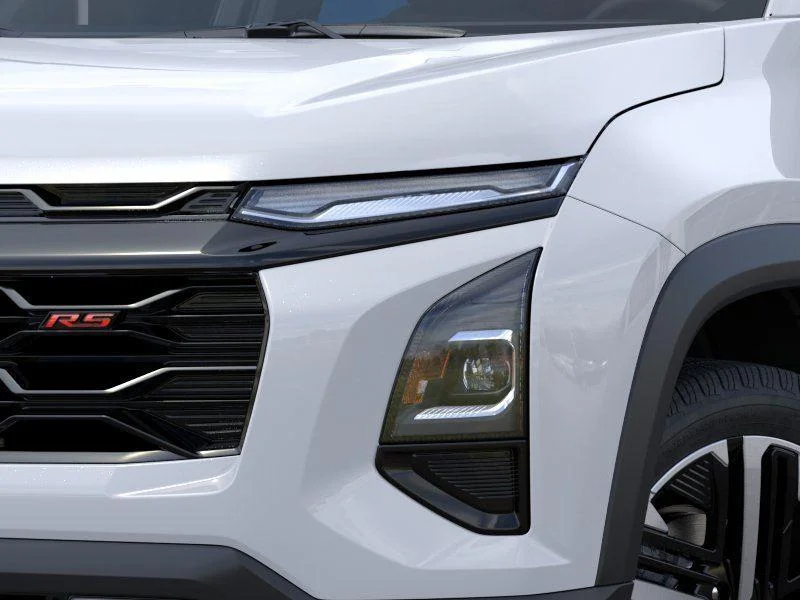 New 2027 Polar White Tricoat Chevrolet RS image 10