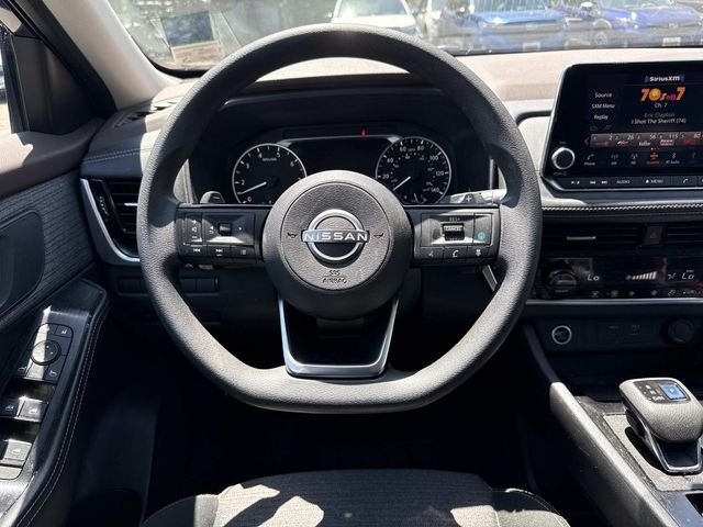 Used 2022 Blue Nissan SV image 16