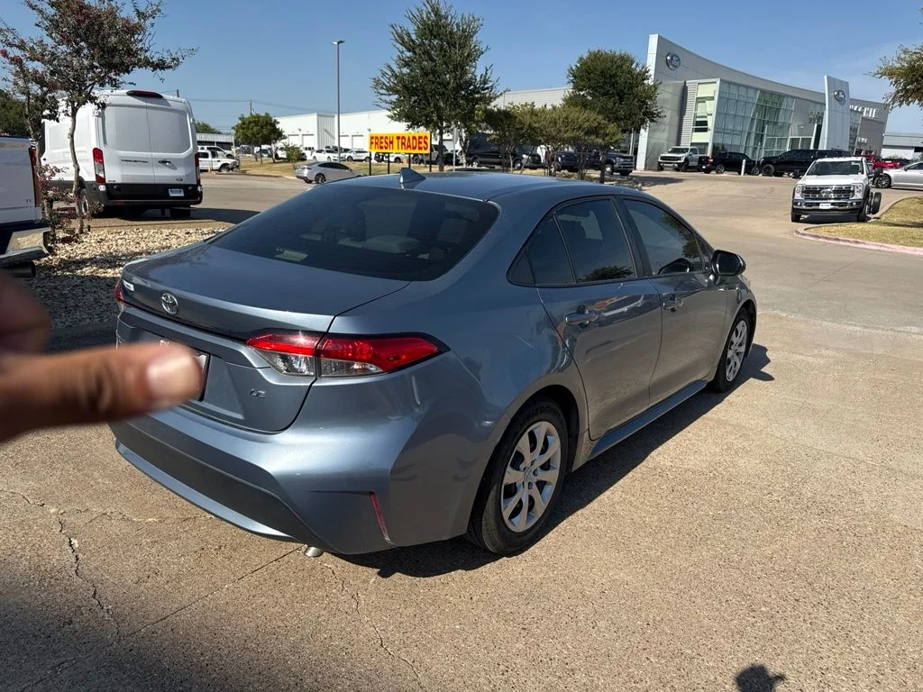 Used 2020 Gray Toyota LE image 3