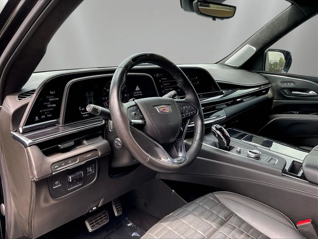 2023 Cadillac Escalade ESV V-Sport - Photo 13