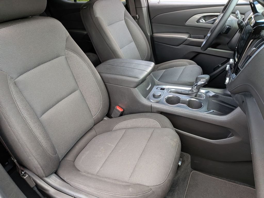 Used 2023 White Chevrolet LT image 29