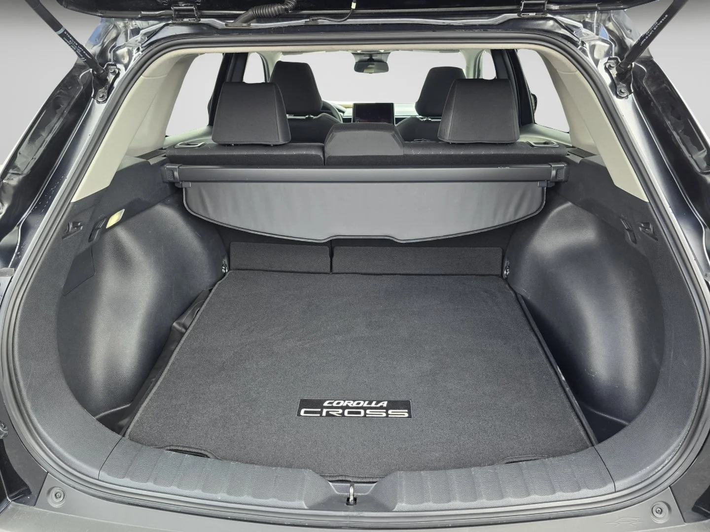 Used 2024 Jet Black Toyota LE image 34