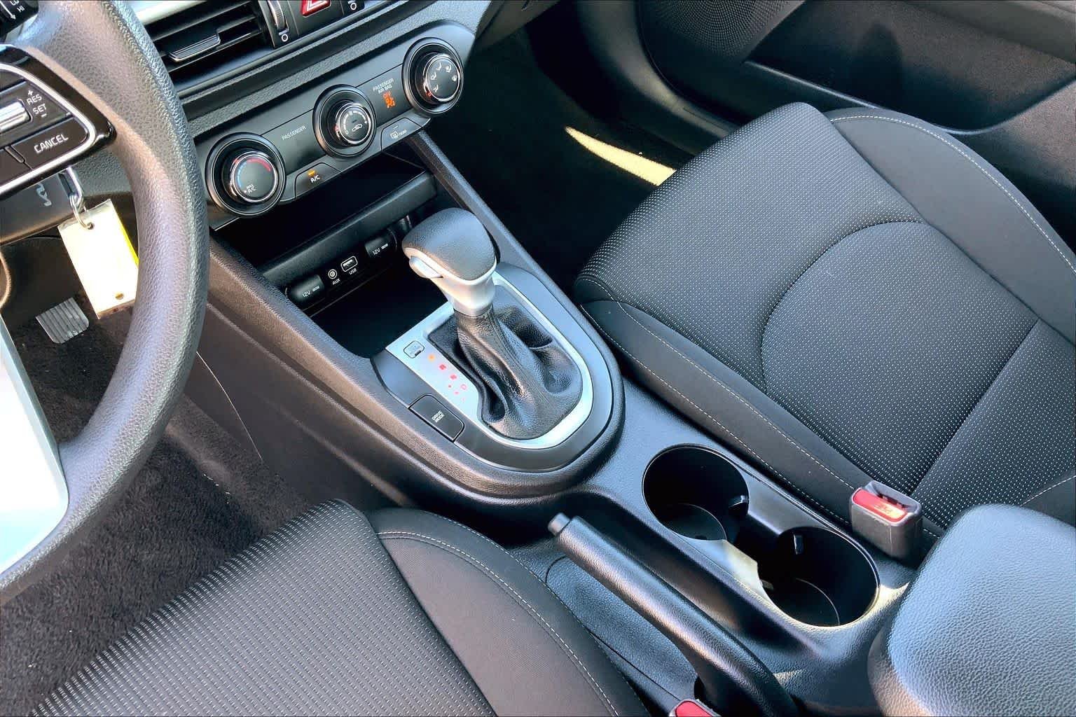 Used 2021 Gray Kia LXS image 32