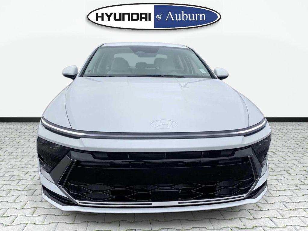 New 2026 White Hyundai SEL Sport image 3