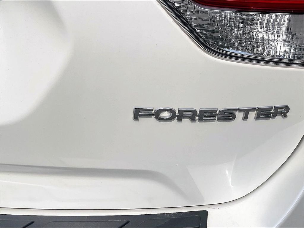 Used 2024 White Subaru Limited image 29