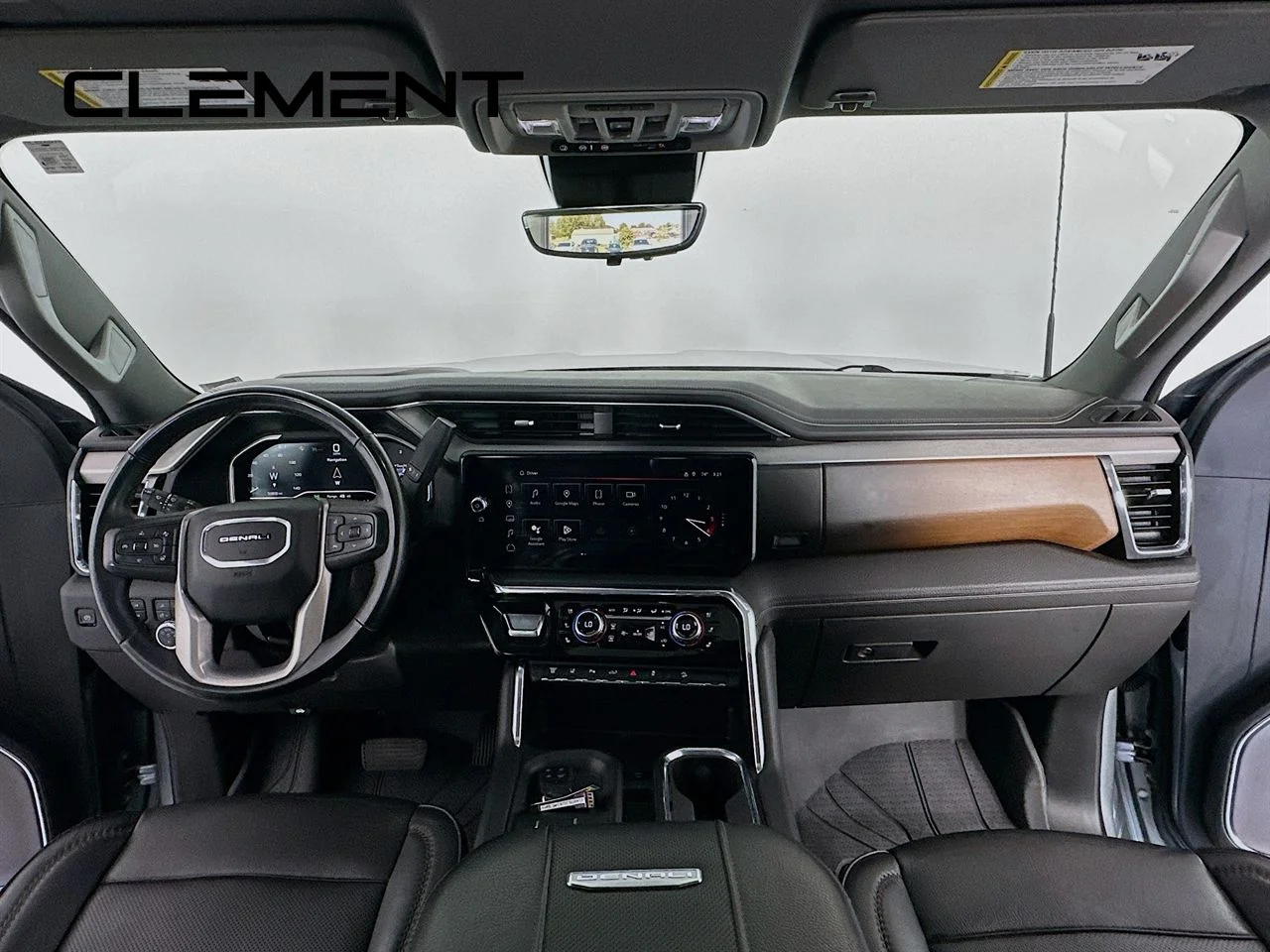 Used 2024 Sterling GMC Denali image 12