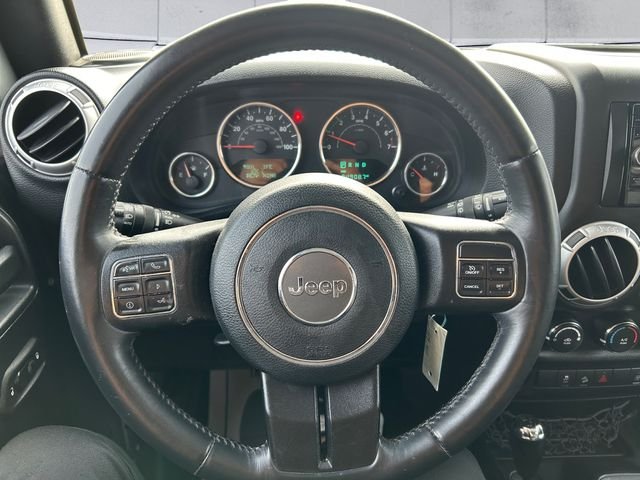 Used 2016 Silver Jeep Unlimited Sahara image 9