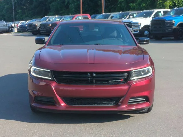 Used 2023 Red Dodge SXT image 16
