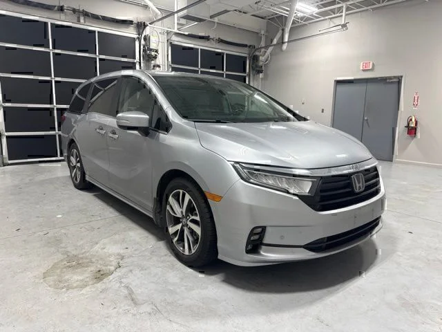 Used 2023  Honda Touring image 3