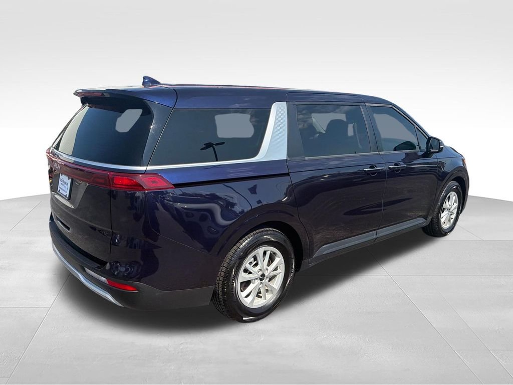 Used 2024 Blue Kia LX image 5