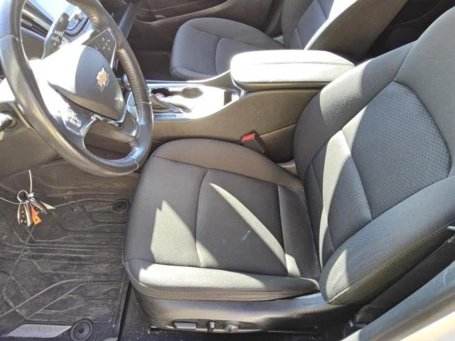 Used 2021 SUMMIT WHITE Chevrolet LT image 17