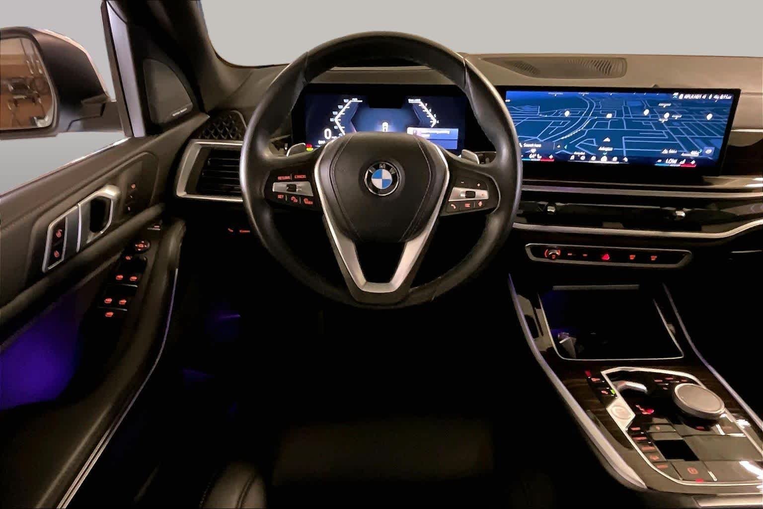Used 2026  BMW xDrive40i image 5