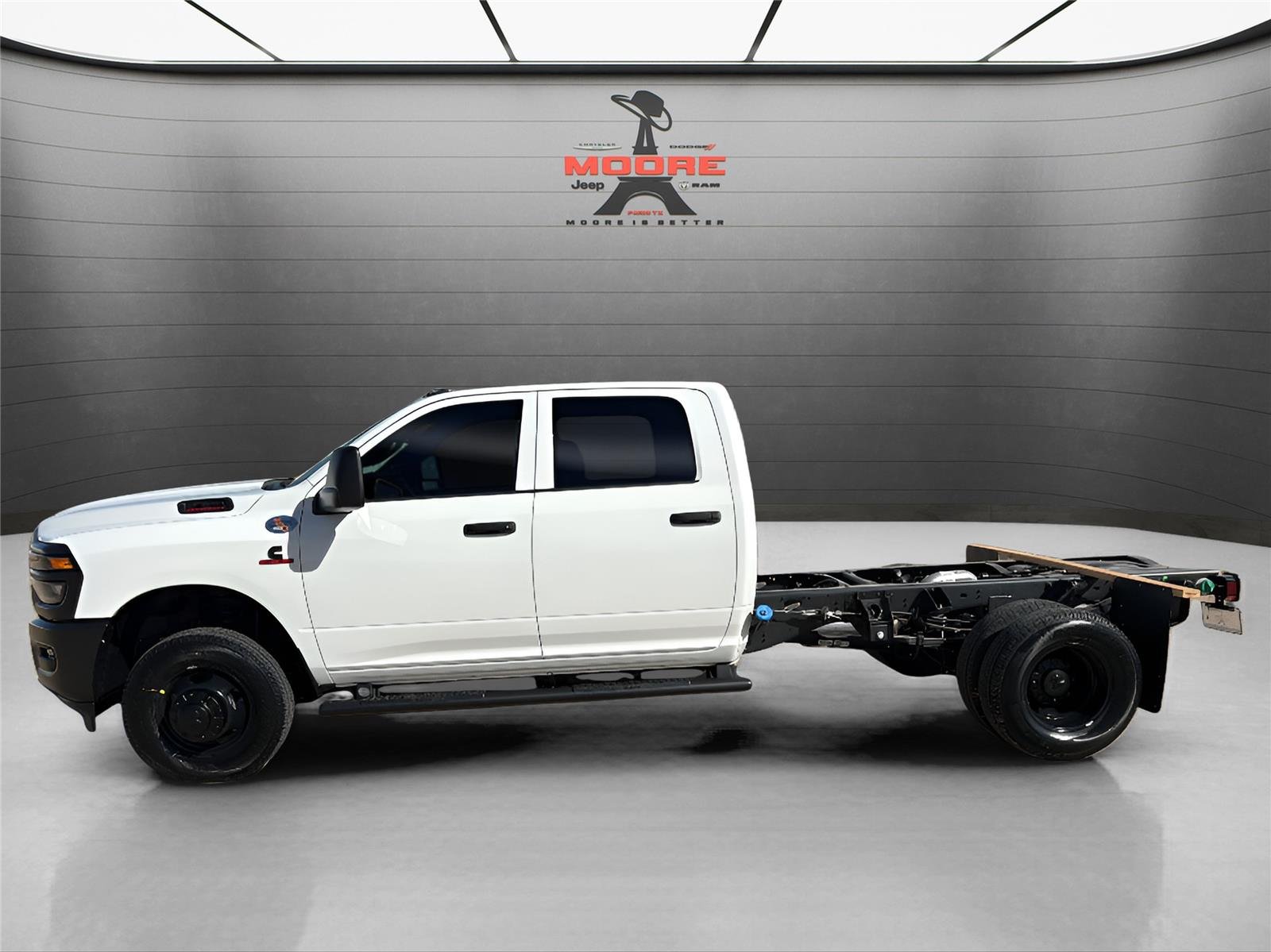 New 2026 Bright White Clearcoat RAM Tradesman image 5