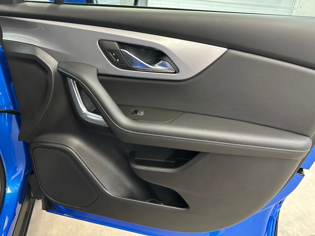 Used 2024 Riptide Blue Metallic Chevrolet LT image 32