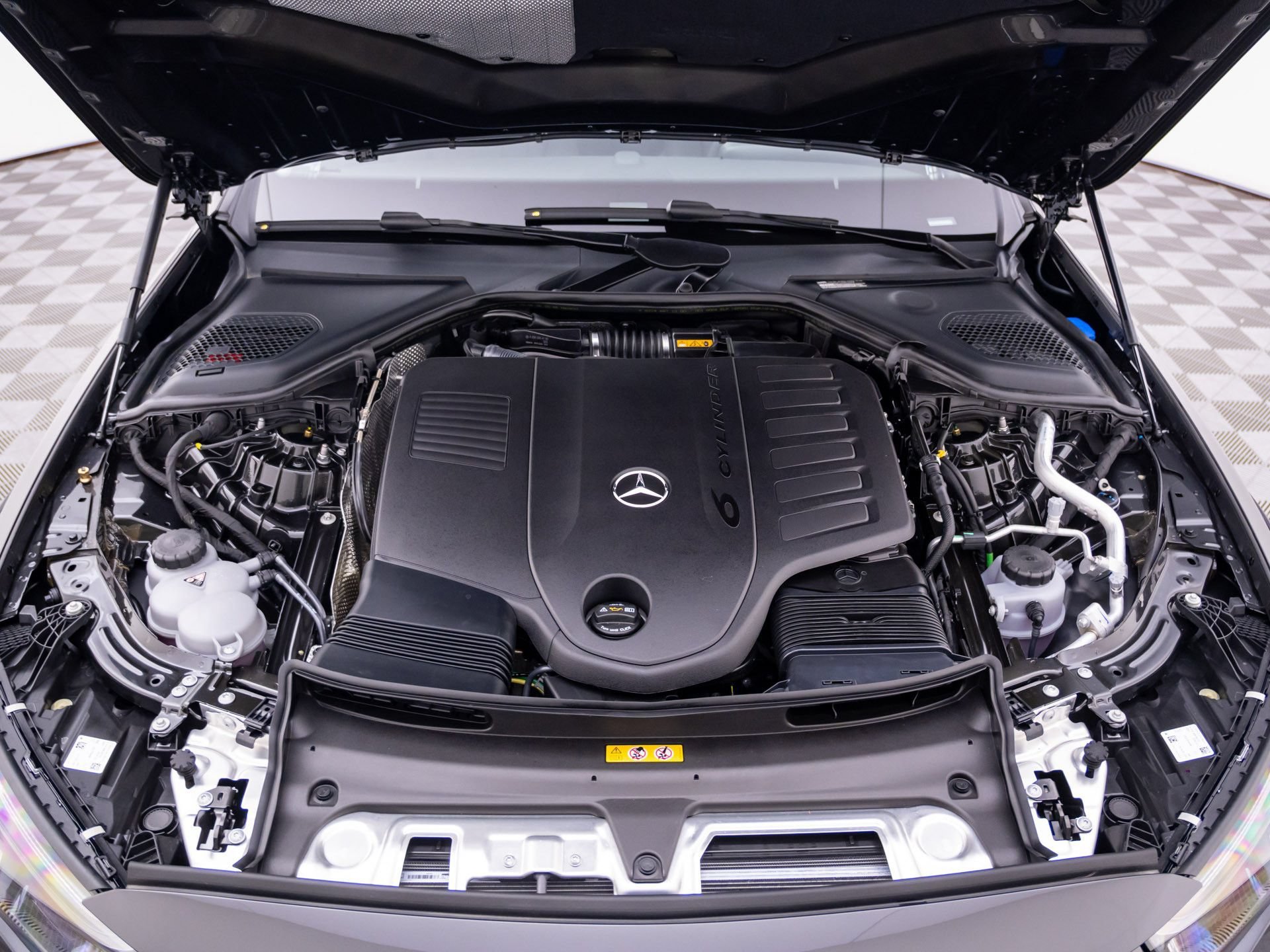 New 2027 Graphite Grey Metallic Mercedes-Benz E 450 image 75