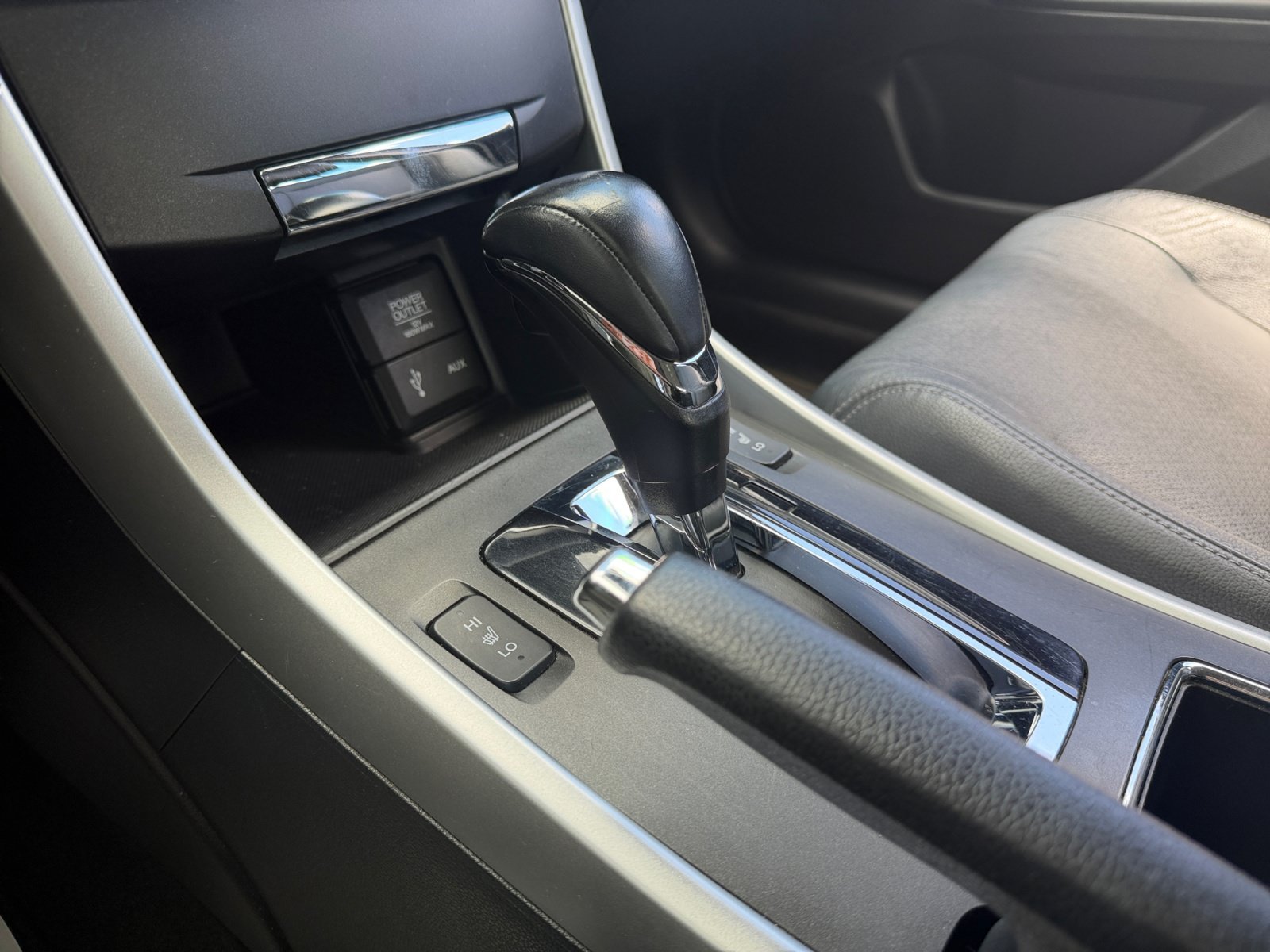 Used 2015 Black Honda EX-L image 22