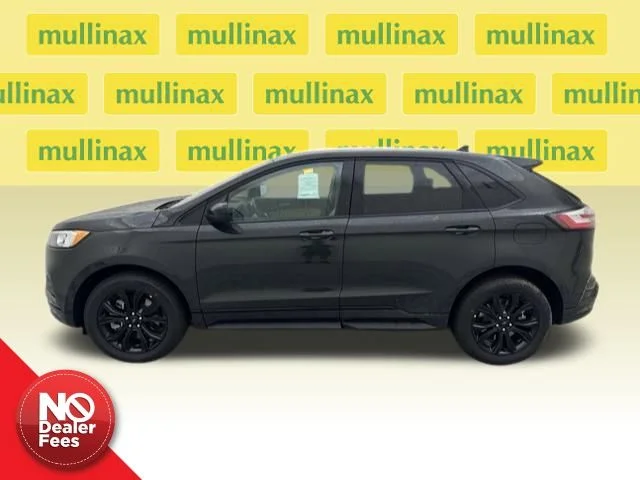 New 2024 Green Ford SE image 2