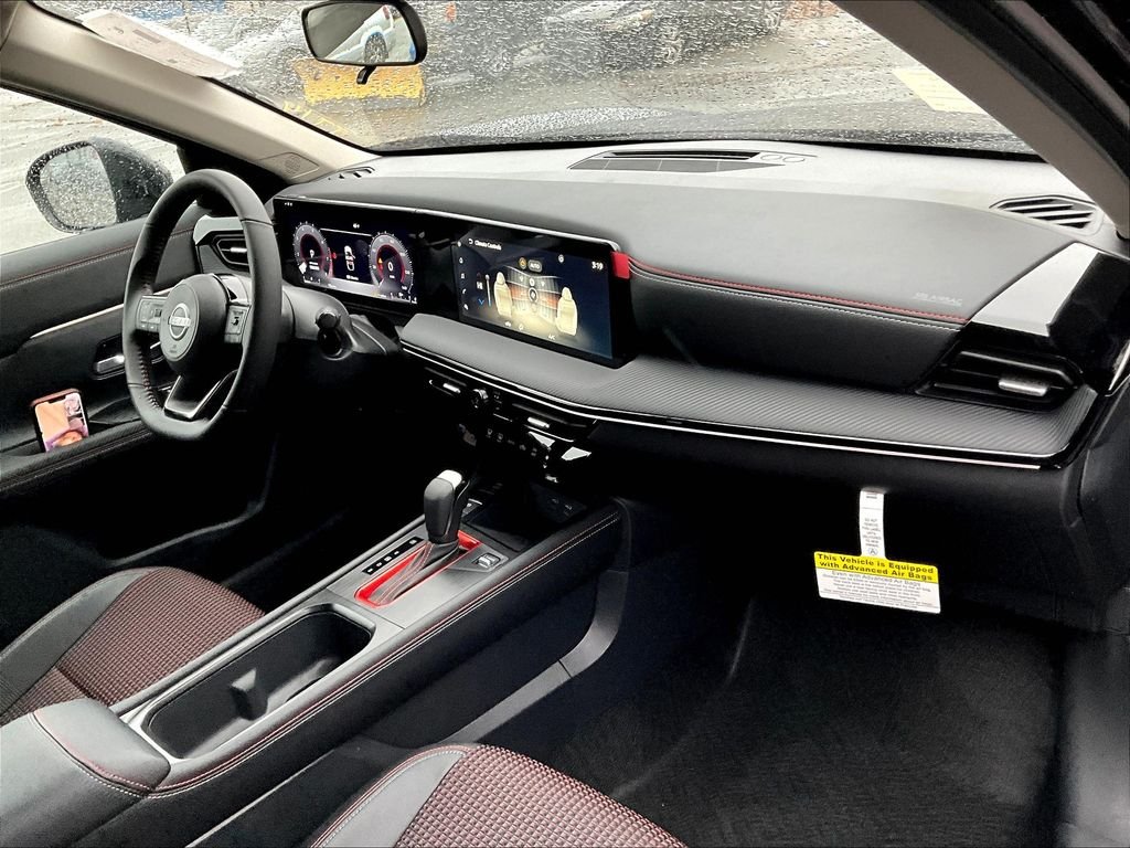 Used 2025 Black Nissan SR image 9