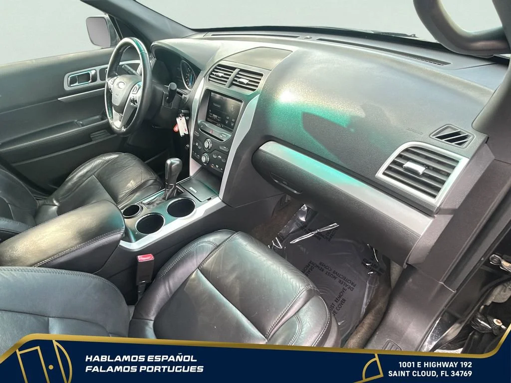 Used 2014 Black Ford XLT image 33
