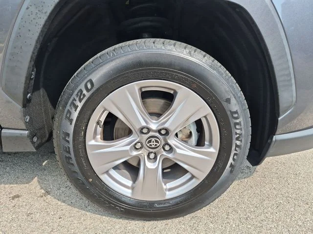 Used 2023 Gray Toyota XLE image 9