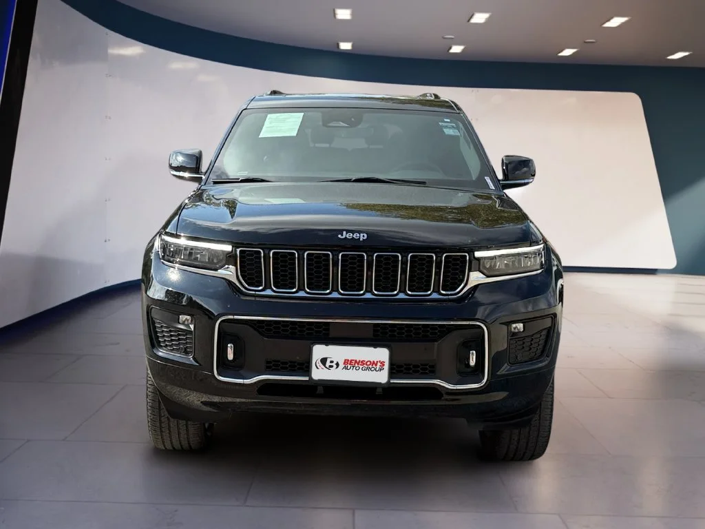 Used 2023 Black Jeep Overland image 8