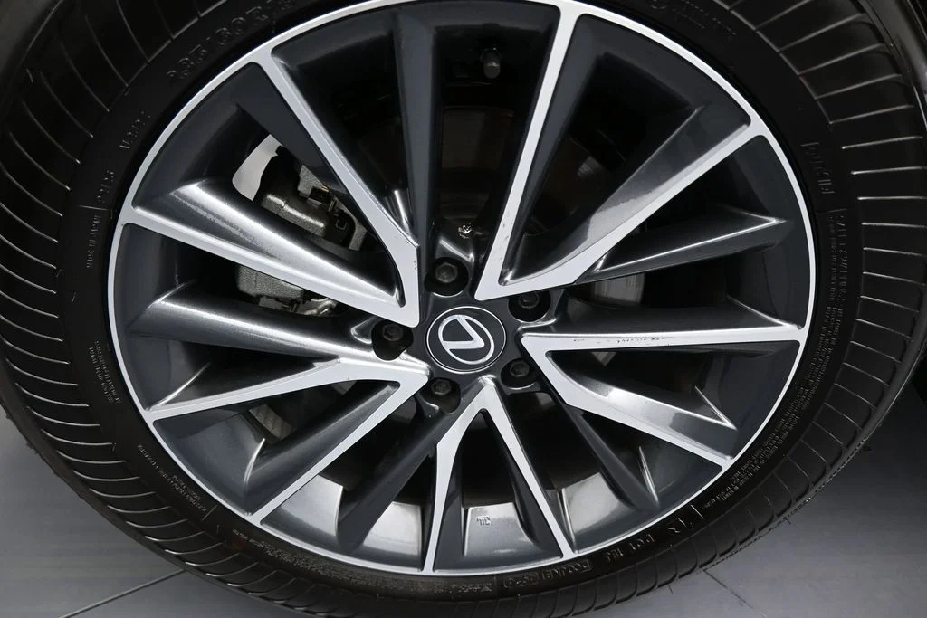 Used 2025 White Pearl Lexus 350 Premium image 43