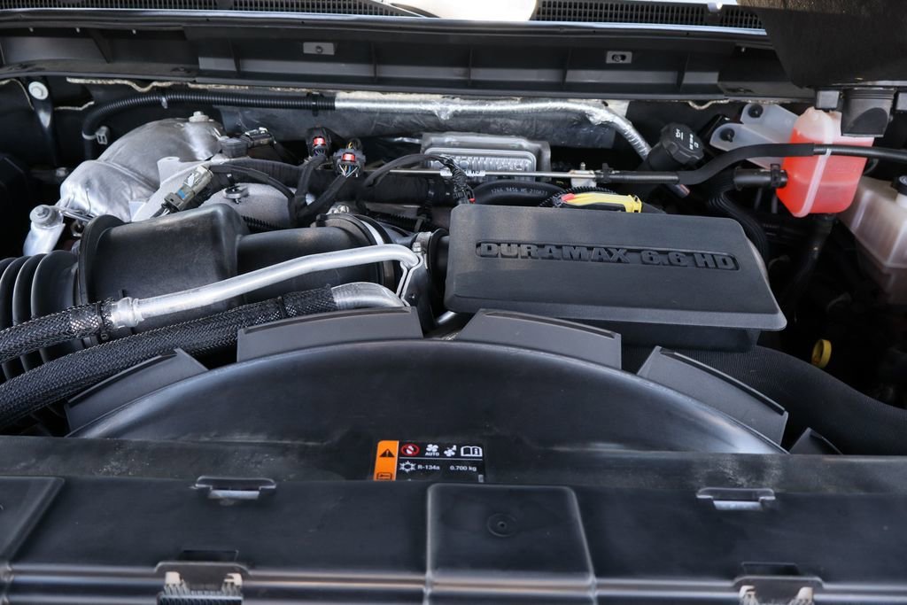Used 2022 Ebony Twilight Metallic GMC Denali image 34