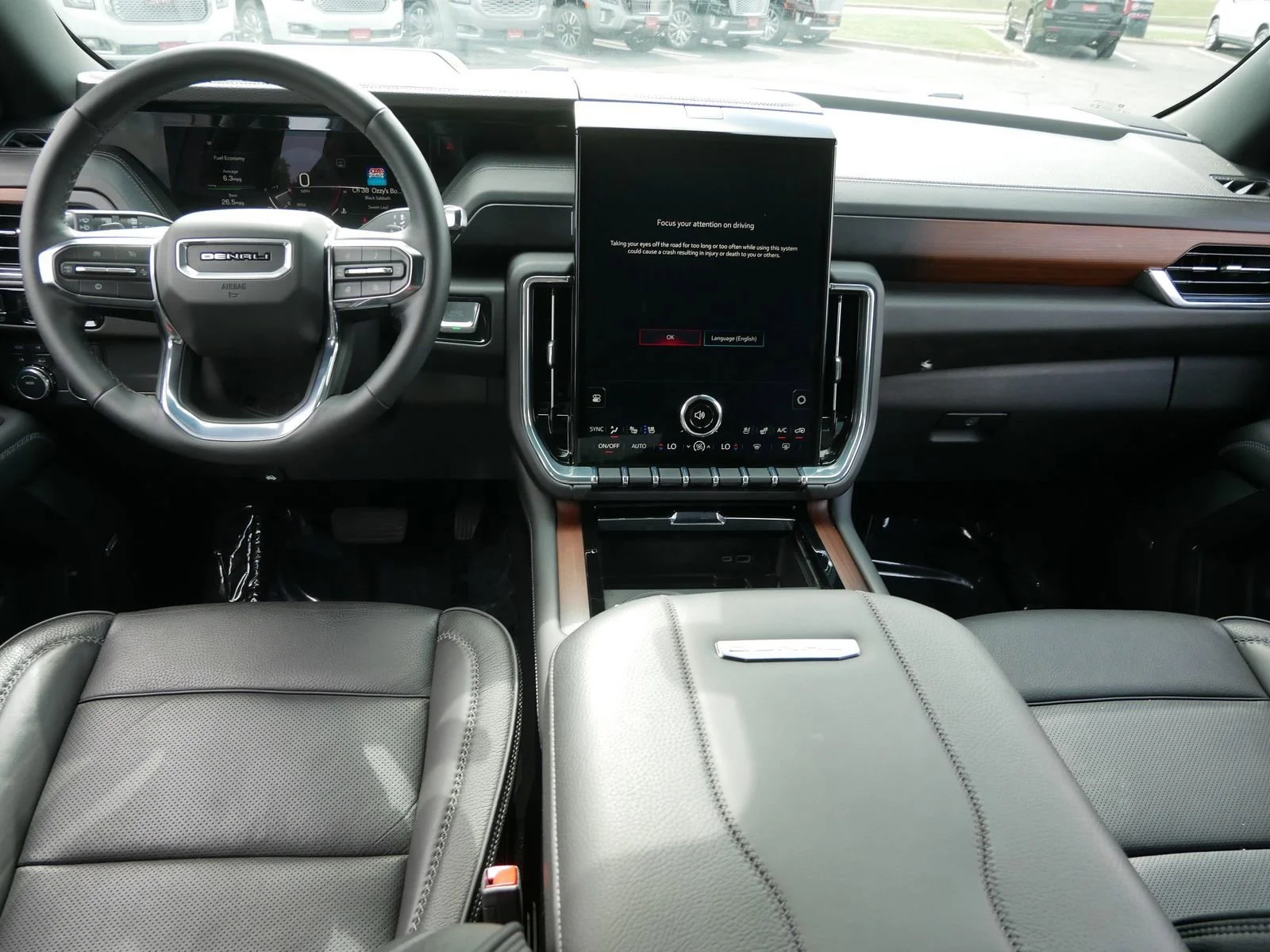 Used 2025 Sterling Metallic GMC Denali image 12