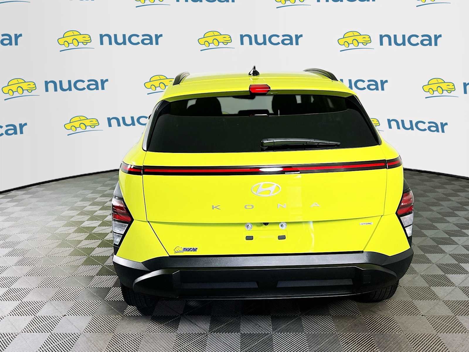 Used 2025 Neoteric Yellow Hyundai SEL Convenience image 5